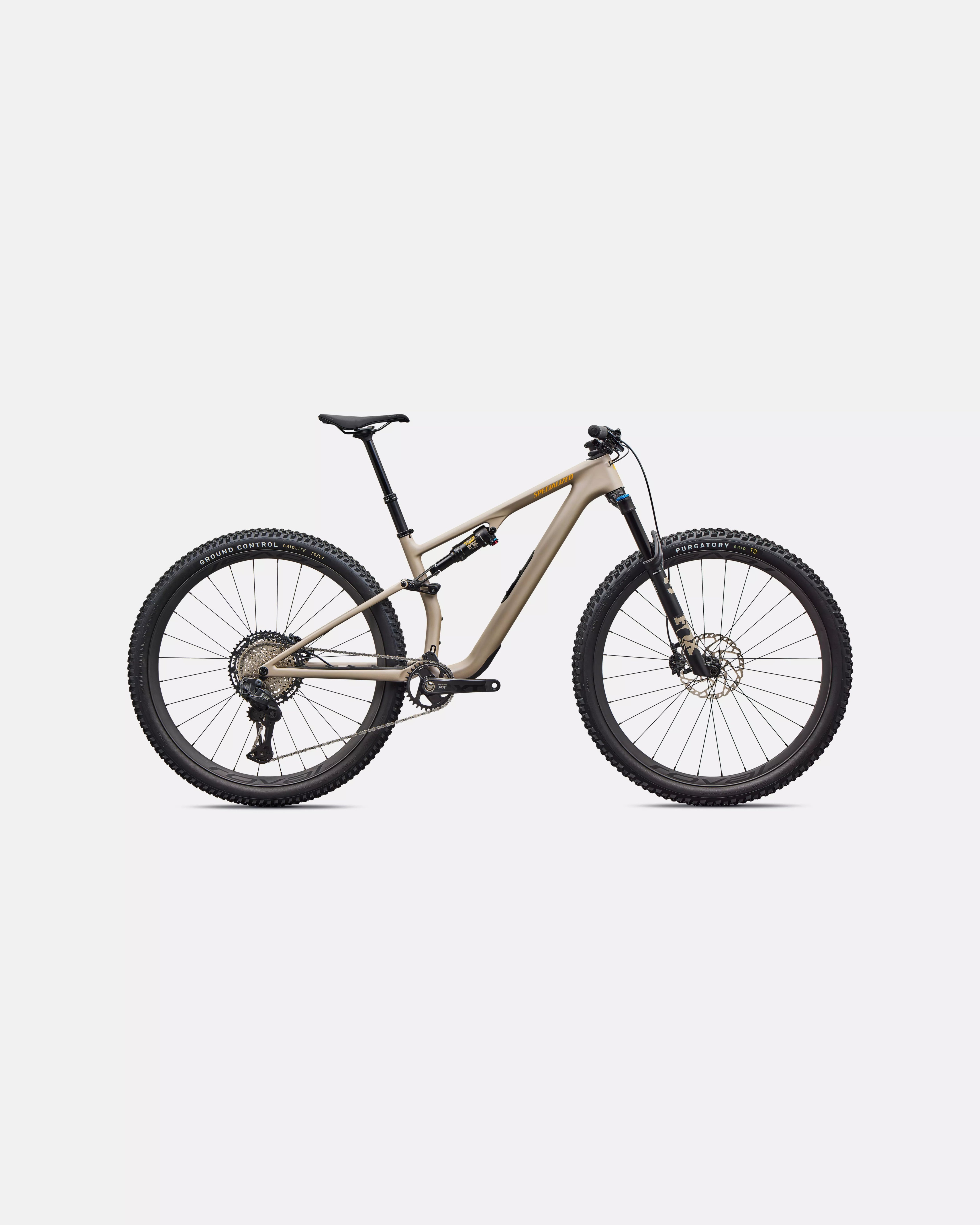 Epic 8 EVO expert - studio view 7