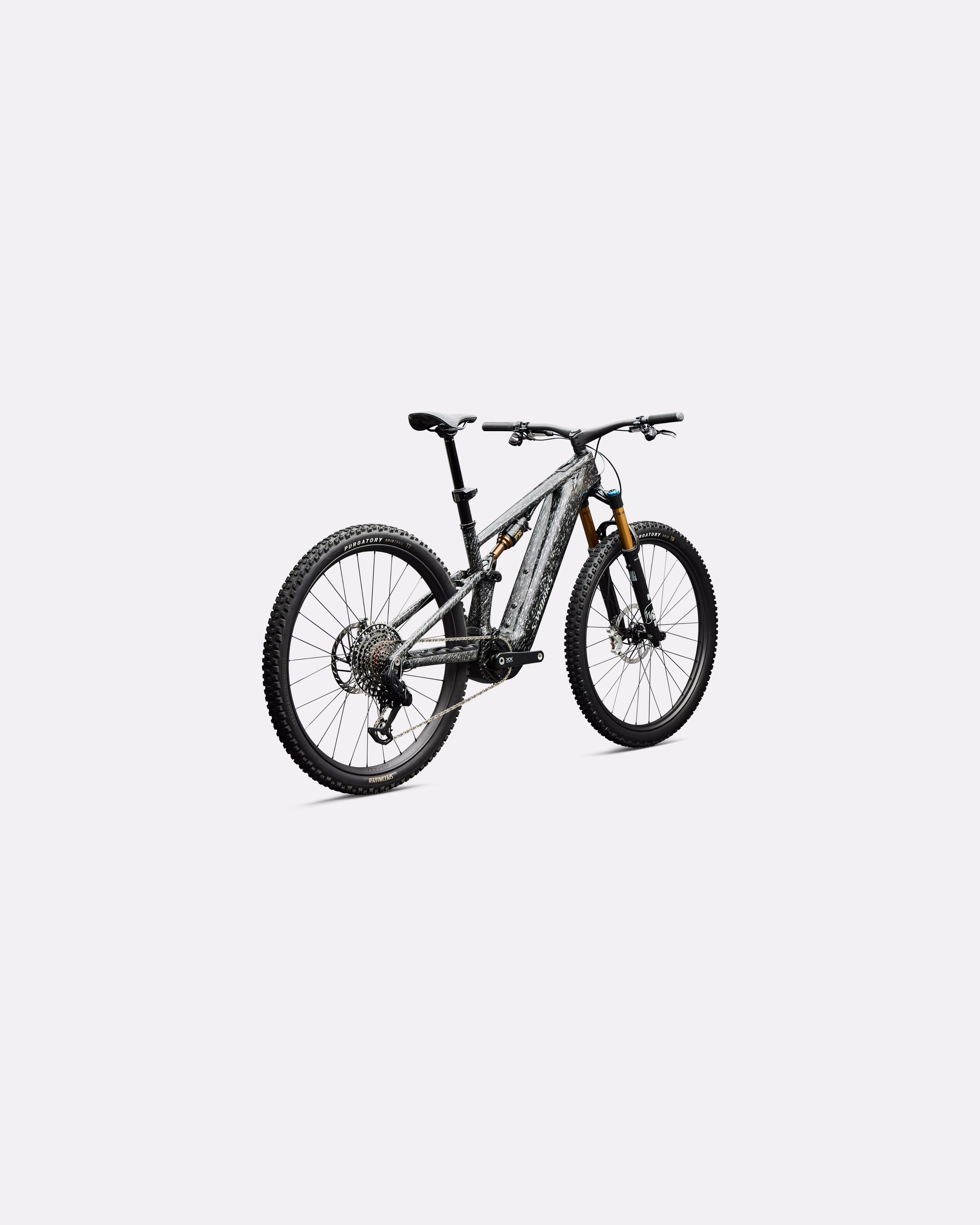 S-Works Turbo Levo R - studio view 3