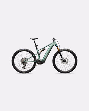 S-Works Turbo Levo R - studio view 9