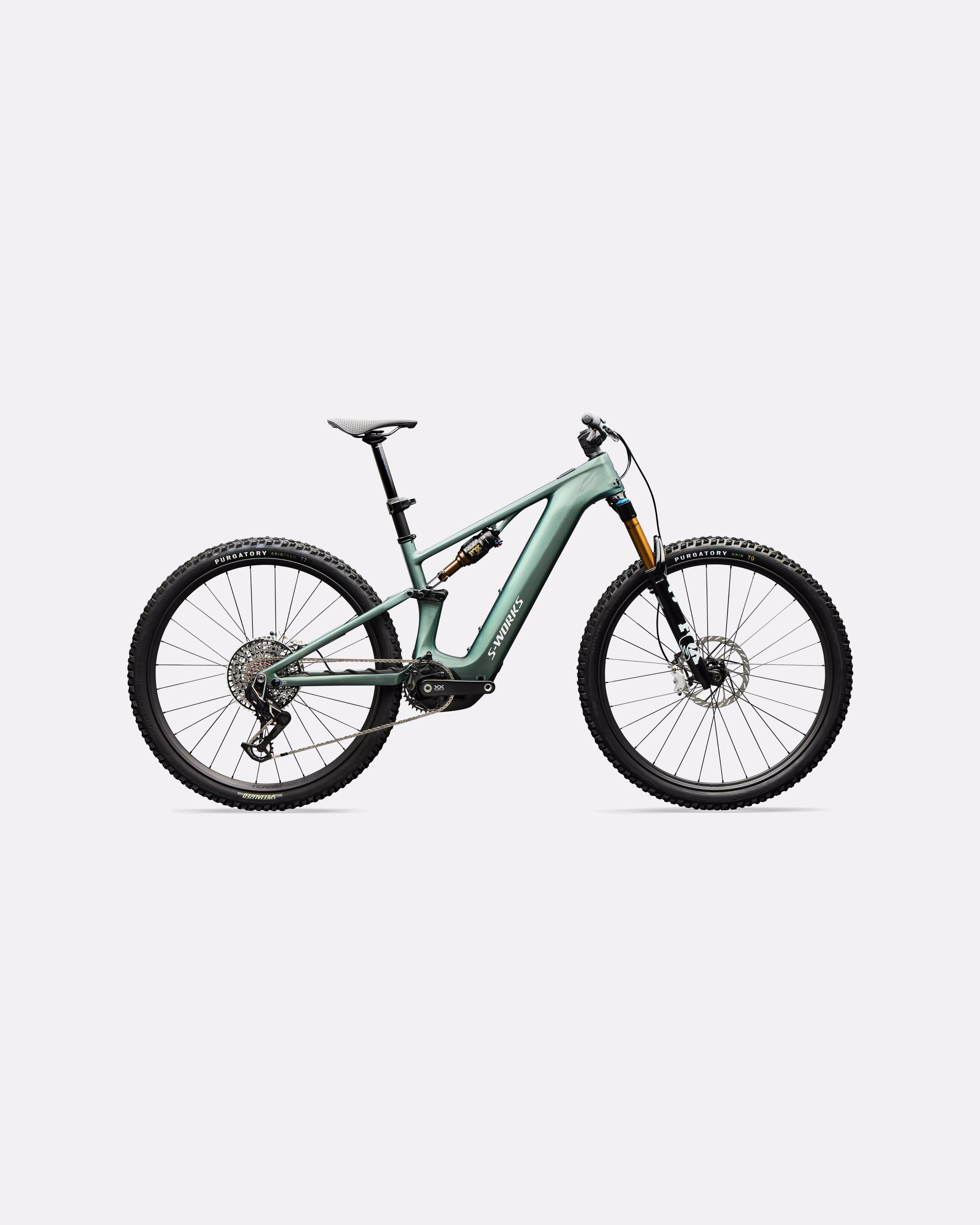 S-Works Turbo Levo R - studio view 9