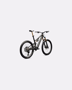 S-Works Turbo Levo SL 2 Di2 - studio view 7