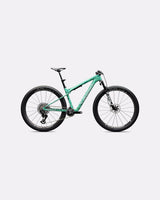 S-Works Epic World Cup - studio view 1